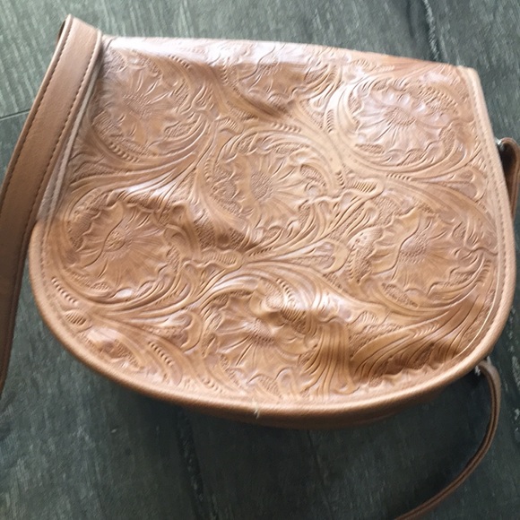 Deb and Dave brown faux leather Crossbody bag - Picture 5 of 6